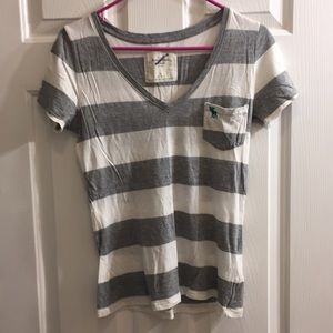 Grey and White Abercrombie v-neck T-shirt, XS